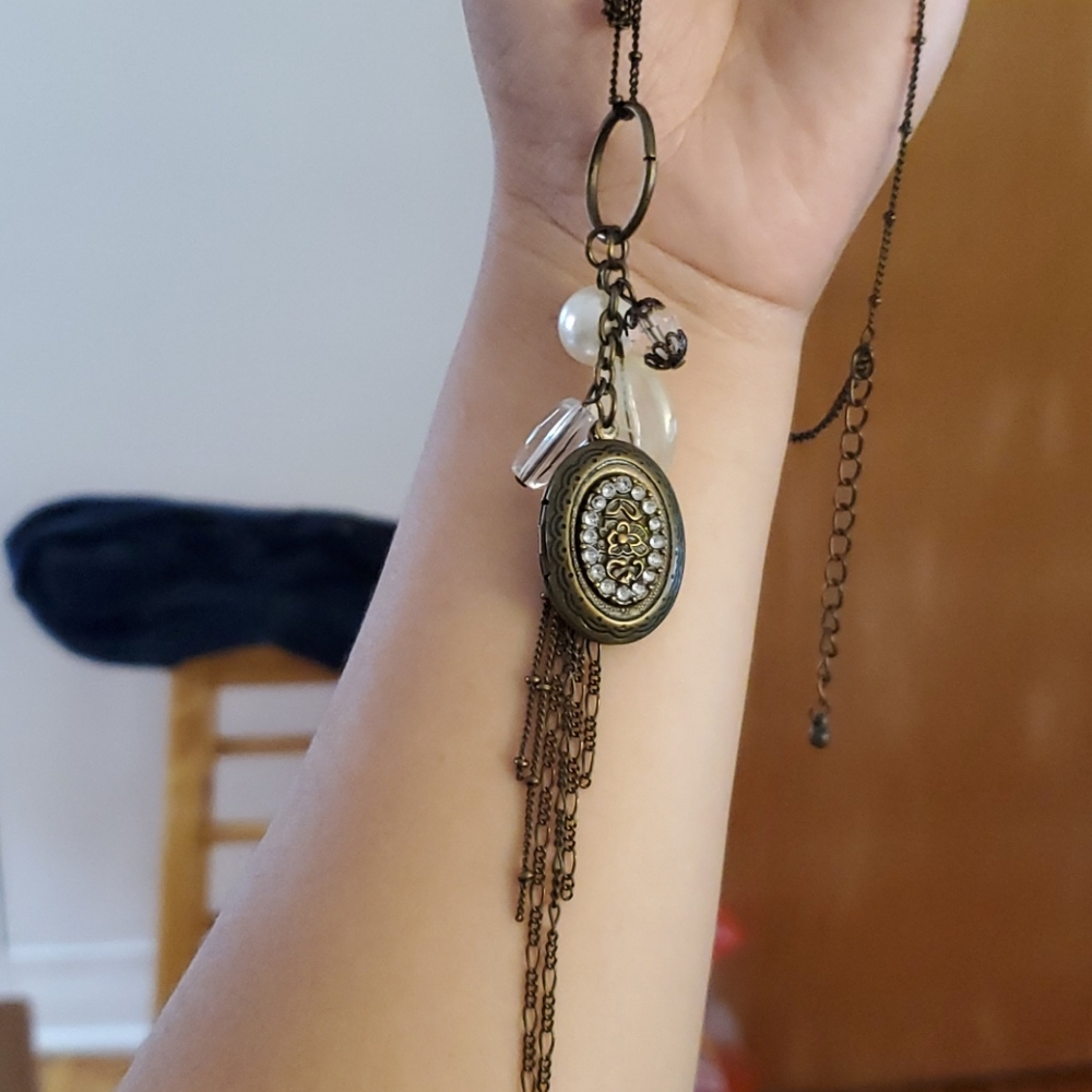 FREE W/ BUY Antique double chained Locket necklace